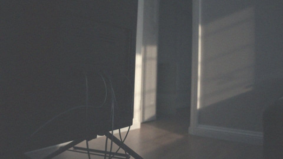 HDMI brak sygnału na telewizorze – przyczyny i rozwiązania problemu