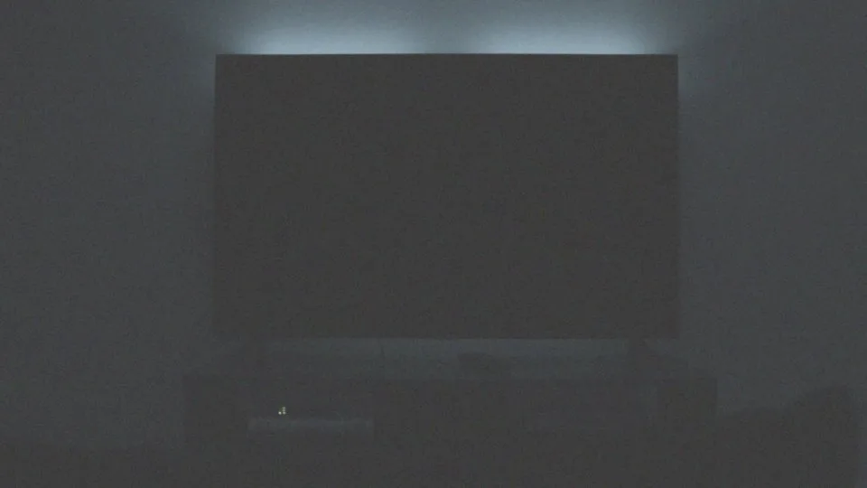 W telewizorze nie ma obrazu a jest dźwięk – przyczyny i rozwiązania